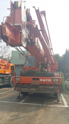 รถเครนล้อยาง4ล้อ 45ตัน รถเครนล้อยาง4ล้อ 45ตัน