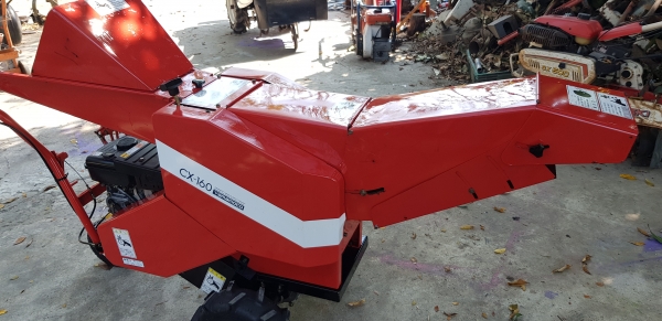 เครื่องสับกิ่งไม้ เดินหน้าถอยหลังได้  สอบถามได้ต่อรองได้ขายได้ขาย