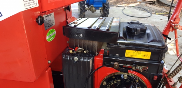 เครื่องสับกิ่งไม้ เดินหน้าถอยหลังได้  สอบถามได้ต่อรองได้ขายได้ขาย