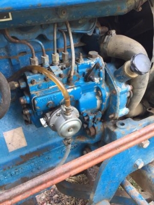 ขาย รถไถ FORD สภาพดี เครื่องดี 2เพลา พร้อมใช้ ราคาต่อรองได้