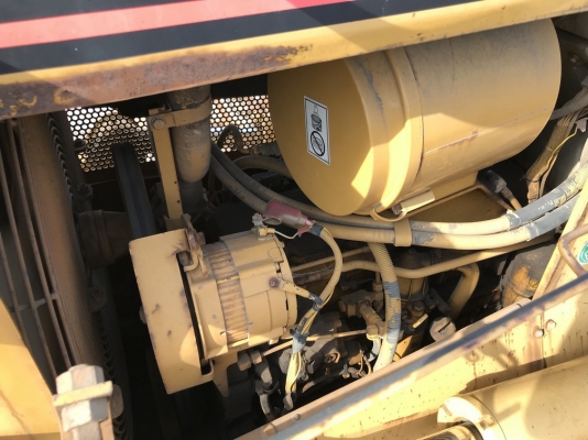 CAT D6M ปี 2002 ใช้งาน 3200 ชม. แท้ ๆ นำเข้าจากญี่ปุ่น รถถึงไทยแล้วครับ