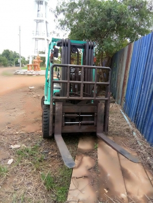 ขายโฟล์คลิฟท์ Mitsubishi FG30 3ตัน ยกสู4.30เมตร มี side-shift