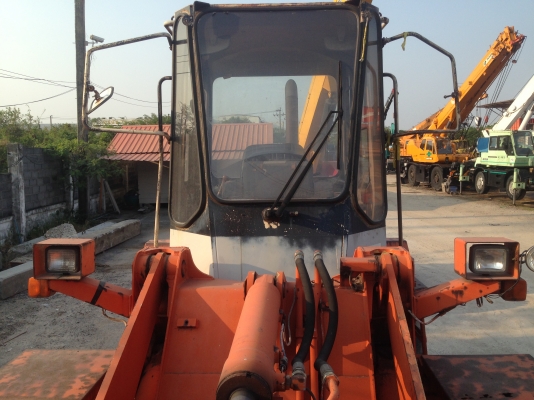 ขาย!! รถตัก HITACHI LX80-2