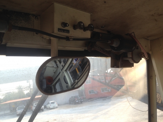 ขาย!! รถตัก KOMATSU 520 ขาย!! รถตัก KOMATSU 520