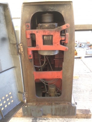 ขายเครื่องมิลลิ่ง Milling Machine ENSHU VB