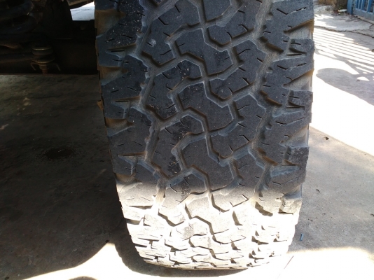 ขายแม็กพร้อมยาง BF.31-10.5-15 ครบชุด 4 วง ไม่รั่ว ไม่ปะ ไม่บวม ขายแม็กพร้อมยาง BF.31-10.5-15 ครบชุด 4 วง ไม่รั่ว ไม่ปะ ไม่บวม