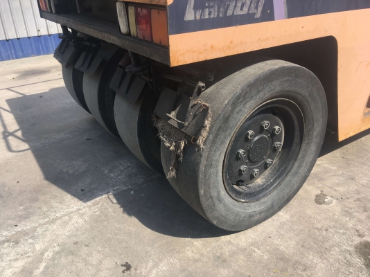 รถบด HITACHI : RT200W-C นำเข้าตรงจากญี่ปุ่นครับ 0988585524 สามภพครับ รถบด HITACHI : RT200W-C นำเข้าตรงจากญี่ปุ่นครับ 0988585524 สามภพครับ