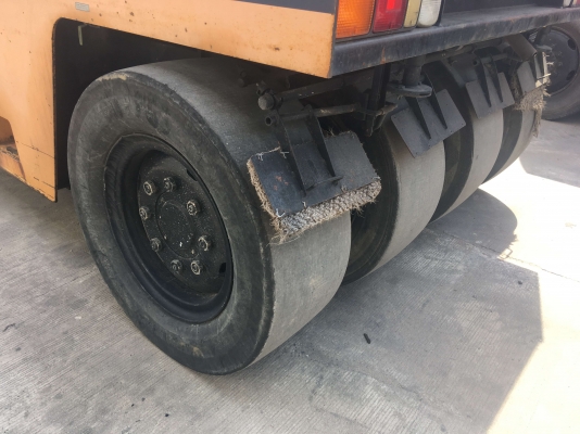 รถบด HITACHI : RT200W-C นำเข้าตรงจากญี่ปุ่นครับ 0988585524 สามภพครับ รถบด HITACHI : RT200W-C นำเข้าตรงจากญี่ปุ่นครับ 0988585524 สามภพครับ