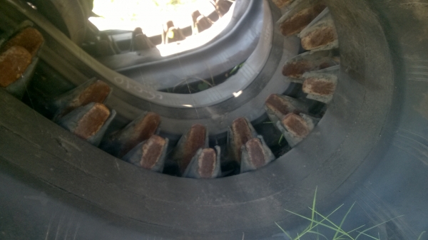 ขายแทรคยาง ญีปุ่น 1 คู่