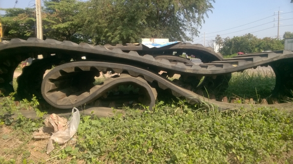 ขายแทรคยาง ญีปุ่น 1 คู่