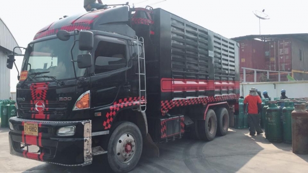 Hino FM1A 344 ปี 58 #ใส่ของได้30.5ตัน วิ่งน้อย 170,000 โล ยางดีทุกเส้น เดิมๆบางๆทุกจุด จัดได้  ทะเบียนพร้อม Hino FM1A 344 ปี 58 #ใส่ของได้30.5ตัน วิ่งน้อย 170,000 โล ยางดีทุกเส้น เดิมๆบางๆทุกจุด จัดได้  ทะเบียนพร้อม