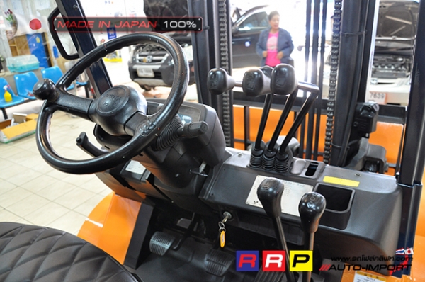 ขายรถโฟล์คลิฟท์มือสอง TOYOTA รุ่น 7FD25-29059 นำเข้าจากประเทศญี่ปุ่น 100\% ไม่เคยใช้งานในไทย