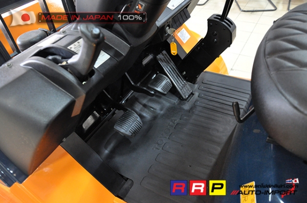 ขายรถโฟล์คลิฟท์มือสอง TOYOTA รุ่น 7FD25-29059 นำเข้าจากประเทศญี่ปุ่น 100\% ไม่เคยใช้งานในไทย