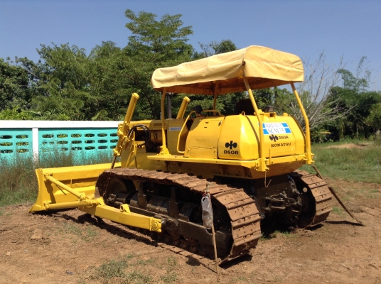 รับสมัครพนักงานขับรถแทรกเตอร์(D4,D5)สามารถออกนอกพื้นที่ได้15,000-18,000 ไม่รวมot