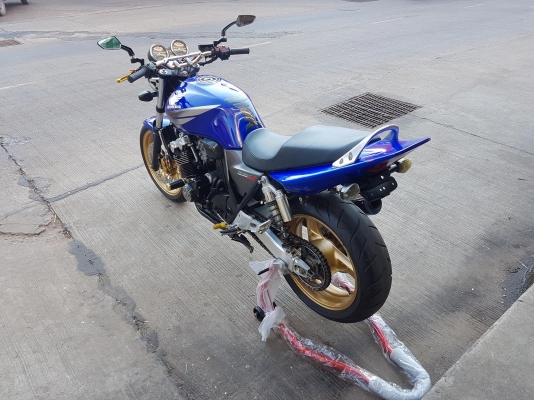 ขายแลกเทิร์น HONDA CB400 TECH3 ปี2005 แฮนด์แต่ง ท่อแต่งSC กันล้ม ฝาข้างแต่งBEET ยางเต็ม อินวอยส์ สรรพสามิตร ราคา 89500 บาท ส่งได้ทั่วไทยคับ สนใจติดต่อ 081-0578282 FACEBOOK ชาญณรงค์ ป๊อป ชัยอมฤต ไอดีไลน์ POPBIGBIKESAKON คับ สนใจรถสวย ถูก ดี ต้อง POP BIGBIK