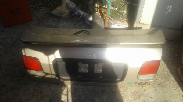 ฝากระโปรงหลัง ฮอนด้าซีวีค ฝากระโปรงหลัง ฮอนด้าซีวีค