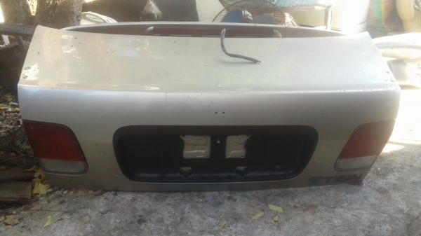 ฝากระโปรงหลัง ฮอนด้าซีวีค ฝากระโปรงหลัง ฮอนด้าซีวีค