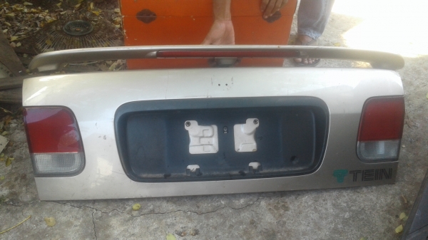 ฝากระโปรงหลัง ฮอนด้าซีวีค