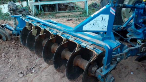 ขายรถไถฟอร์ด7710สองเพลาเทอโบ