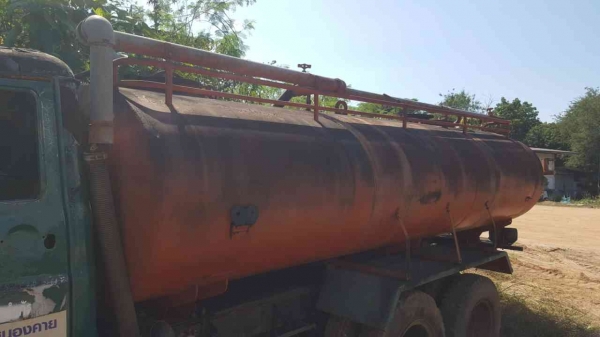 ขายตามสภาพ รถบรรทุกน้ำ 10 ล้อ หัวยาว ไม่มีทะเบียน เครื่อง TX ไม่มีเกียร์ฝาก คัสซีไม่มีหัก ถังไม่ผุ ราคาคุยกันได้ ขายตามสภาพ รถบรรทุกน้ำ 10 ล้อ หัวยาว ไม่มีทะเบียน เครื่อง TX ไม่มีเกียร์ฝาก คัสซีไม่มีหัก ถังไม่ผุ ราคาคุยกันได้
