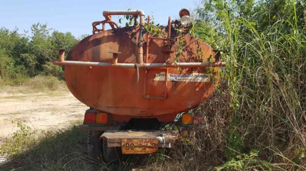 ขายตามสภาพ รถบรรทุกน้ำ 10 ล้อ หัวยาว ไม่มีทะเบียน เครื่อง TX ไม่มีเกียร์ฝาก คัสซีไม่มีหัก ถังไม่ผุ ราคาคุยกันได้ ขายตามสภาพ รถบรรทุกน้ำ 10 ล้อ หัวยาว ไม่มีทะเบียน เครื่อง TX ไม่มีเกียร์ฝาก คัสซีไม่มีหัก ถังไม่ผุ ราคาคุยกันได้