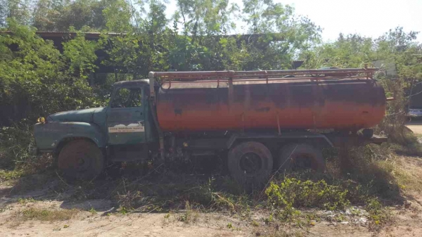 ขายตามสภาพ รถบรรทุกน้ำ 10 ล้อ หัวยาว ไม่มีทะเบียน เครื่อง TX ไม่มีเกียร์ฝาก คัสซีไม่มีหัก ถังไม่ผุ ราคาคุยกันได้ ขายตามสภาพ รถบรรทุกน้ำ 10 ล้อ หัวยาว ไม่มีทะเบียน เครื่อง TX ไม่มีเกียร์ฝาก คัสซีไม่มีหัก ถังไม่ผุ ราคาคุยกันได้