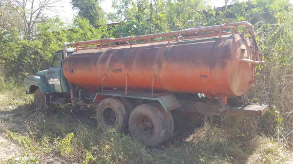 ขายตามสภาพ รถบรรทุกน้ำ 10 ล้อ หัวยาว ไม่มีทะเบียน เครื่อง TX ไม่มีเกียร์ฝาก คัสซีไม่มีหัก ถังไม่ผุ ราคาคุยกันได้ ขายตามสภาพ รถบรรทุกน้ำ 10 ล้อ หัวยาว ไม่มีทะเบียน เครื่อง TX ไม่มีเกียร์ฝาก คัสซีไม่มีหัก ถังไม่ผุ ราคาคุยกันได้