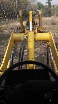 รถตัก Komatsu WA120-3L เครื่อง เกียร์ ปั๊ม แรงมาก มีบุ้งกี๋ให้ค่ะ(แถมแผงงาและงายกของให้ด้วย) เอกสารพร้อมโอน ภาษีเต็มค่ะ(เปิดขายใหม่เนื่องจากหลุดมัดจำคะ) รถตัก Komatsu WA120-3L เครื่อง เกียร์ ปั๊ม แรงมาก มีบุ้งกี๋ให้ค่ะ(แถมแผงงาและงายกของให้ด้วย) เอกสารพร้อมโอน ภาษีเต็มค่ะ(เปิดขายใหม่เนื่องจากหลุดมัดจำคะ)