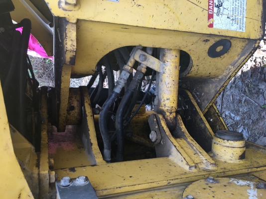 รถตัก Komatsu WA120-3L เครื่อง เกียร์ ปั๊ม แรงมาก มีบุ้งกี๋ให้ค่ะ(แถมแผงงาและงายกของให้ด้วย) เอกสารพร้อมโอน ภาษีเต็มค่ะ(เปิดขายใหม่เนื่องจากหลุดมัดจำคะ) รถตัก Komatsu WA120-3L เครื่อง เกียร์ ปั๊ม แรงมาก มีบุ้งกี๋ให้ค่ะ(แถมแผงงาและงายกของให้ด้วย) เอกสารพร้อมโอน ภาษีเต็มค่ะ(เปิดขายใหม่เนื่องจากหลุดมัดจำคะ)