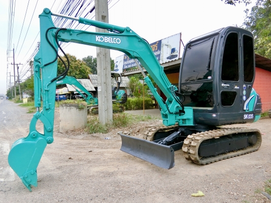 KOBELCO SK030 ขนาดPC-30 แขนยาวพิเศษ<มีVDOให้ชม>รถเก่านอกมีเอกสารอินวอย☎️ติดต่อ 085-5632278 <ราคาต่อรองได้>