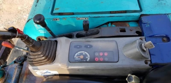 ขายด่วนรถแบคโฮคูโบต้าK30คอลโทลสั้นน้ำมันปั้มนี้วติดลายหัวกะแทกดีดีเทียบเท่าPC30รถนอกสถาพดีพร้อมใช้เพิ่งนำเข้ามายังไม่เคยใช้งานในไทยเลย