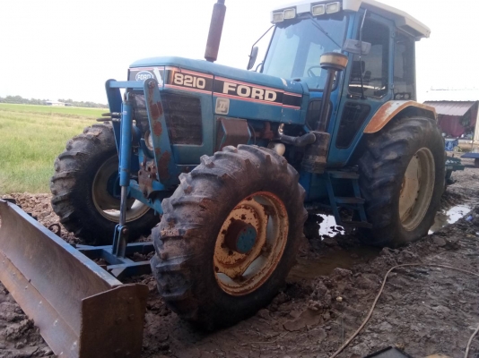 รถไถฟอรด์ 8210 เก๋งแอร์ พร้อมใช้งานมีผานหน้าและผาน4 เอกสารใบซื้อขายราคา685,000บาทดูแล้วสนใจโทรหา ☎ 081-989-1989+ ID LINE : rangrayong หรั่งครับ รถไถฟอรด์ 8210 เก๋งแอร์ พร้อมใช้งานมีผานหน้าและผาน4 เอกสารใบซื้อขายราคา685,000บาทดูแล้วสนใจโทรหา ☎ 081-989-1989+ ID LINE : rangrayong หรั่งครับ