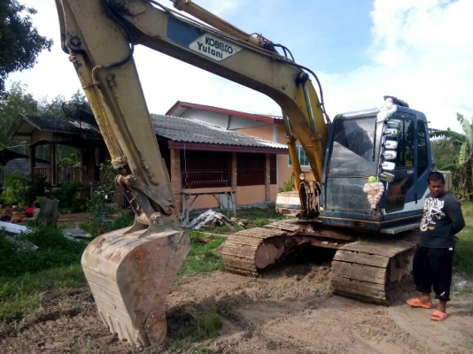 ขายรถแบคโฮ KOBELCO SK120-/// ระบบไฟเต็ม ไม่ม่ีเอกสาร ราคา 550000