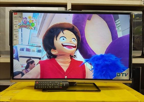 LED Digital TV TCL รุ่น LED32D2720 ขนาด 32 นิ้ว มีรีโมท สภาพใหม่มาก