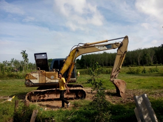 ขายรถแบคโฮ KOBELCO SK120-/// ระบบไฟเต็ม ไม่ม่ีเอกสาร ราคา 550000
