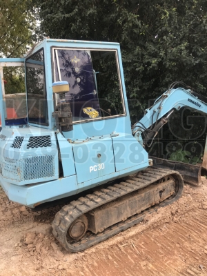 ขายด่วน รถแบคโฮ komatsu pc 20/5 แท็ค ยาง รถดี ช่วงล่าง พร้อมใช้งาน ขาย 160000 เท่านั้น