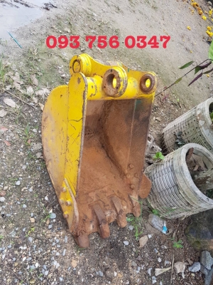 ขายรถแบคโฮ Komatsu pc40-7e ขายรถแบคโฮ Komatsu pc40-7e
