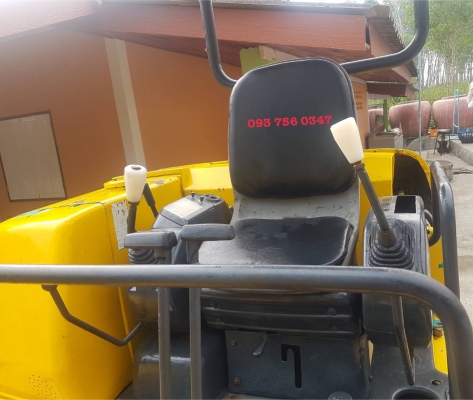 ขายรถแบคโฮ Komatsu pc40-7e
