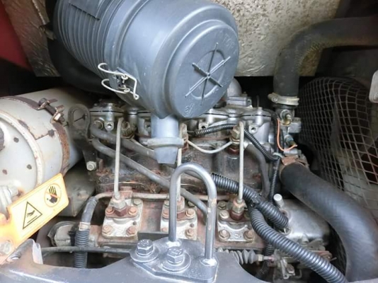 ขายรถขุด ยี่ห้อ:HITACHI  แบบ:EX-30U  มีลายหัวแย๊ก ขนาดPC30 รถพร้อมลุยงาน  ราคา 470,000 บาท ราคานี้ต่อรองได้ (ติดแอร์พร้อมฟิล์ม)  คอนโทนสั้นปั้มนิ้ว  เครื่องยนต์อีซูซุ3สูบ  รถเก่านอกแท้เอกสารใบอินวอย ไม่เคยใช้งานในไทย100\% แทรกเหล็ก ช่วงล่างแน่นๆ  สนใจโทร :