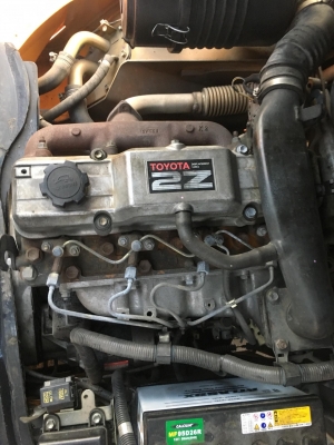 ขายรถโฟล์คลิฟท์มือสองสำหรับตักยางพาราตักทะลายปาล์ม