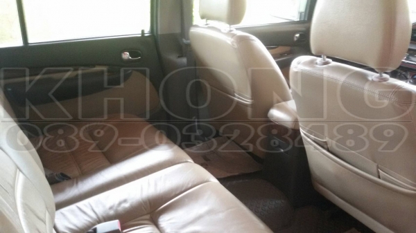 ขายด่วน รถครอบครัว ford everest 2.5 auto รถสวยใช้น้อย น่าเอาไว้ขับพาครอบครัวเที่ยว สภาพเหมือนใหม่ ขาย 290000 เท่านั้น