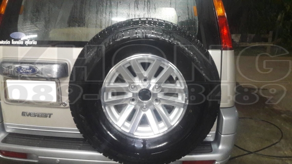 ขายด่วน รถครอบครัว ford everest 2.5 auto รถสวยใช้น้อย น่าเอาไว้ขับพาครอบครัวเที่ยว สภาพเหมือนใหม่ ขาย 290000 เท่านั้น