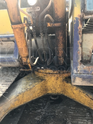 ขายด่วน รถแบคโฮ komatsu 120o3 บูมยาว แท็คดี เอวแน่นทำงานไม่หนัก เพียง 350000 เท่านั้น ขายด่วน รถแบคโฮ komatsu 120o3 บูมยาว แท็คดี เอวแน่นทำงานไม่หนัก เพียง 350000 เท่านั้น