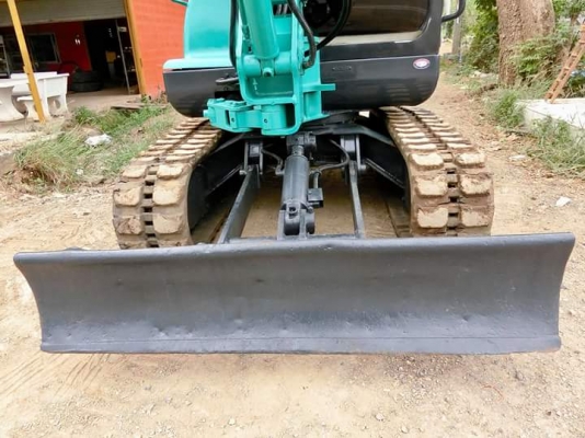 ขายรถขุด ยี่ห้อ:KOBELCO แบบ:SK035 แขนยาวพิเศษมีลายแย๊ก ขนาดPc30 ราคา 450,000 บาท (ติดแอร์พร้อมฟิล์ม) **คอนโทนสั้นปั้มนิ้ว เครื่องยนต์3สูบ รถเก่านอก เอกสารใบอินวอย รถไม่เคยใช้งานในไทย** สนใจติดต่อ 099-907-9273 กิ๊ฟ กมลชนก , 099-907-3356 ช่างบัง