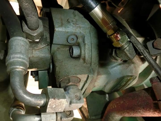 ขายรถขุด ยี่ห้อ:KOBELCO แบบ:SK035 แขนยาวพิเศษมีลายแย๊ก ขนาดPc30 ราคา 450,000 บาท (ติดแอร์พร้อมฟิล์ม) **คอนโทนสั้นปั้มนิ้ว เครื่องยนต์3สูบ รถเก่านอก เอกสารใบอินวอย รถไม่เคยใช้งานในไทย** สนใจติดต่อ 099-907-9273 กิ๊ฟ กมลชนก , 099-907-3356 ช่างบัง