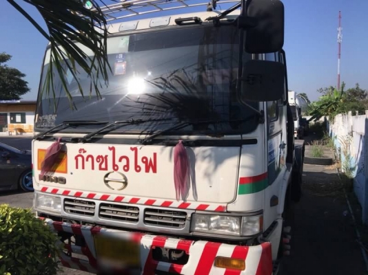 ขาย 635,000 หัวลาก HINO PRAFAI เครื่อง P11C 320 หัวบาง ยางดี คัชซีสวย รถสวยพร้อมใช้ รถอยู่ สระบุรี  090-772-3710 090-772-3708