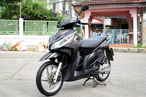 click i ตัวท้อป ล้อแมค สภาพดี พร้อมใช้งาน