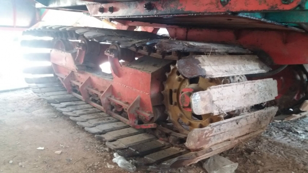 ขายรถเกี่ยว มนัสการช่าง เครื่อง 175 ตัวเดิน 10HT  โซ่ ใบ สวย โครงสร้างสวย สภาพโซ่ ใบ สวย ราคา 355,000 สำหรับคนที่กำลังลังมองหารถเล็ก อุ้ม 1.5 ตัน  แปลงนาเล็กๆ เกี่ยวคล่องตัวครับ 091-0206555 อยู่สุรินทร์ครับ