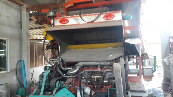 ขายรถเกี่ยว มนัสการช่าง เครื่อง 175 ตัวเดิน 10HT  โซ่ ใบ สวย โครงสร้างสวย สภาพโซ่ ใบ สวย ราคา 355,000 สำหรับคนที่กำลังลังมองหารถเล็ก อุ้ม 1.5 ตัน  แปลงนาเล็กๆ เกี่ยวคล่องตัวครับ 091-0206555 อยู่สุรินทร์ครับ