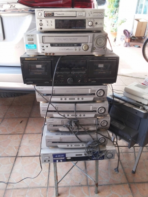 " ขายเหมาเครื่องเล่น 8 ชุด ( 1,299 บาท ) ยี่ห้อ sony " เปิด ไฟเข้า ทุกเครื่อง